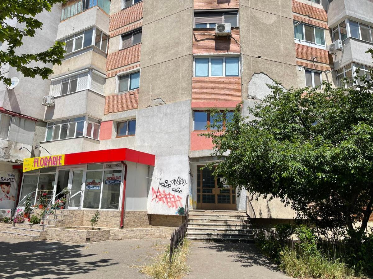 Eden Luxury Apartment Braila Exterior photo